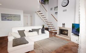 Exclusive Apartments Lisbon - Charneca De Caparica